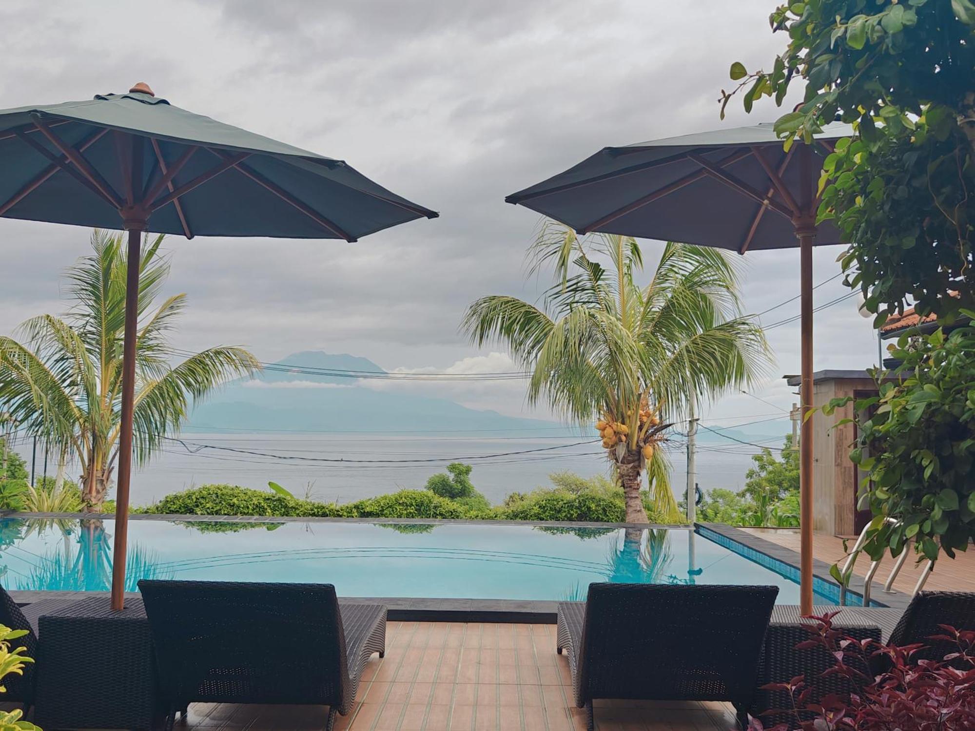 Nusa Sedayu Hotel By Ocean View Batununggul Экстерьер фото