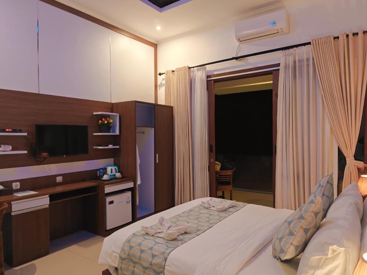 Nusa Sedayu Hotel By Ocean View Batununggul Экстерьер фото