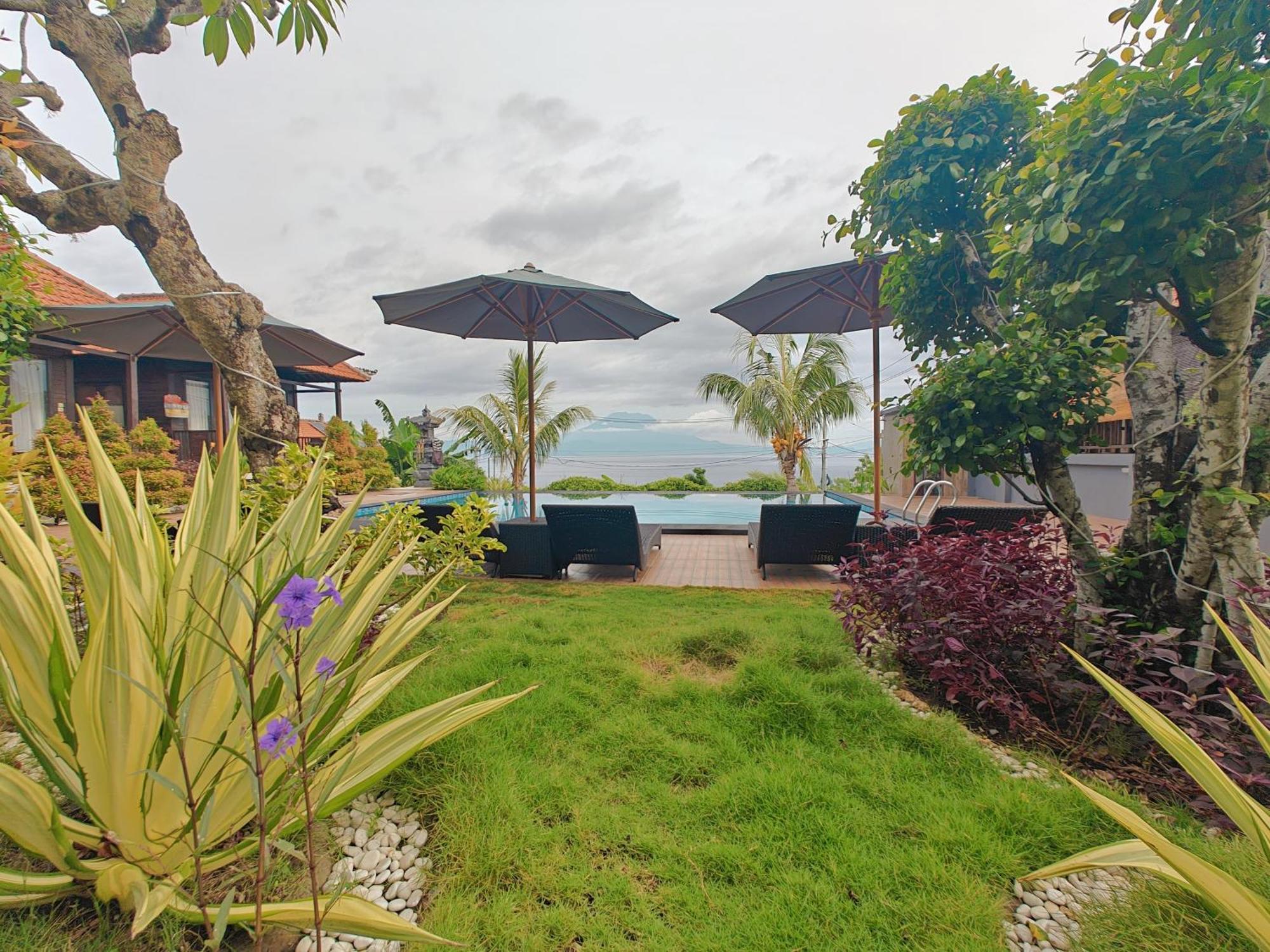 Nusa Sedayu Hotel By Ocean View Batununggul Экстерьер фото