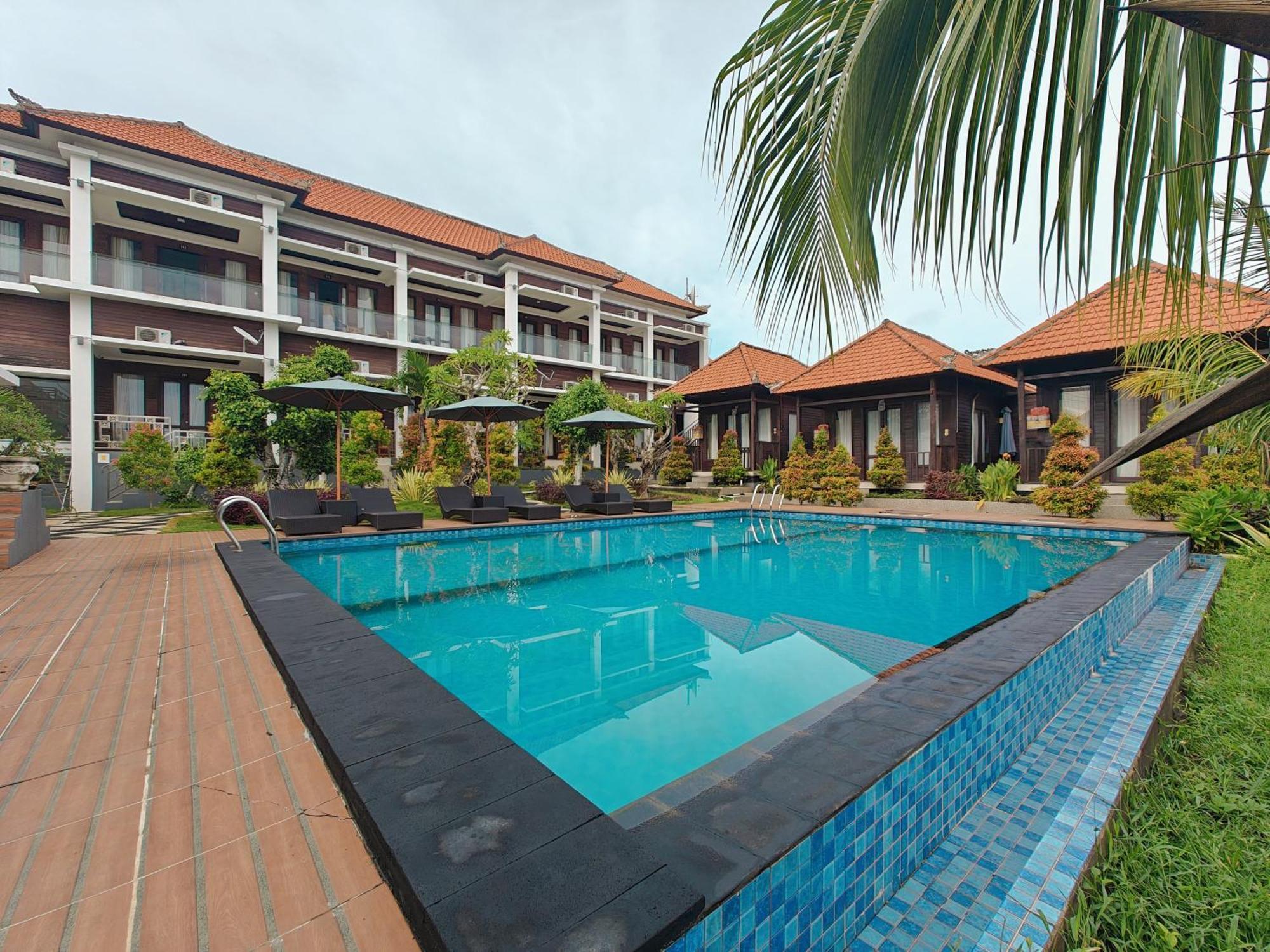 Nusa Sedayu Hotel By Ocean View Batununggul Экстерьер фото