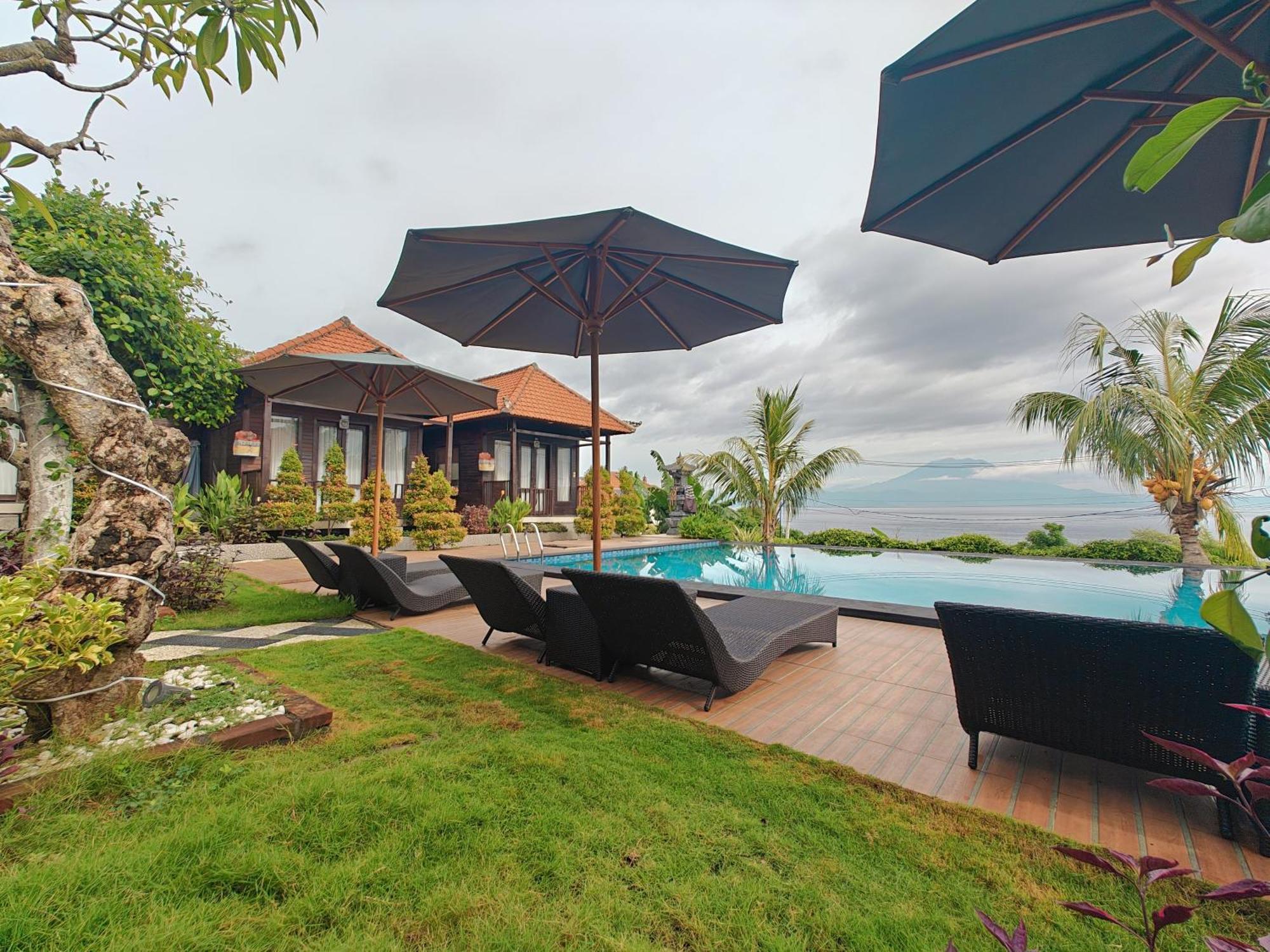 Nusa Sedayu Hotel By Ocean View Batununggul Экстерьер фото
